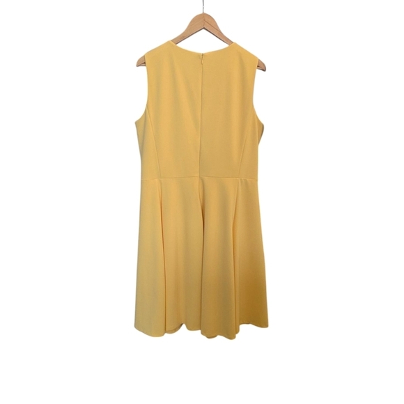 LAUREN by Ralph Lauren - Elegant Yellow Dress - Picture 3 of 11